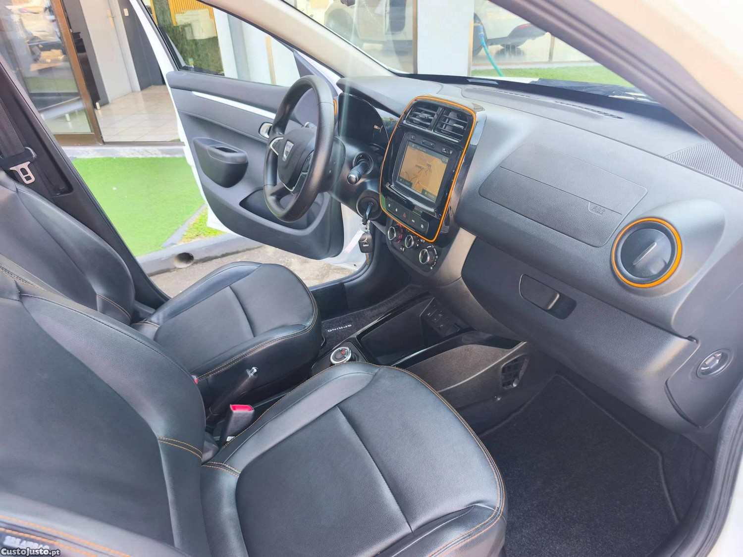 Dacia Spring Confort Plus — fotografia 5