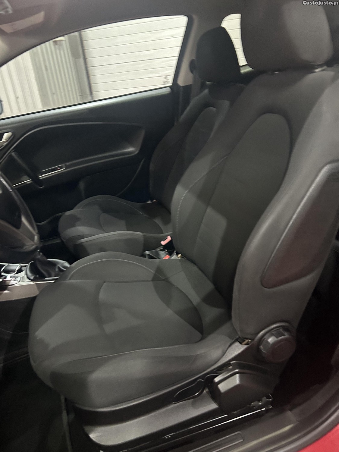 Alfa Romeo MiTo Revisão geral efetuado 149 mês sem entrada — fotografia 5