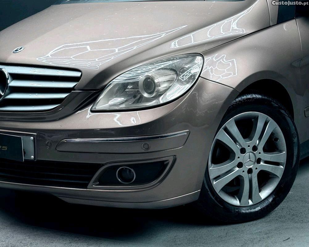 Mercedes-Benz B 170 Autotronic — fotografia 4