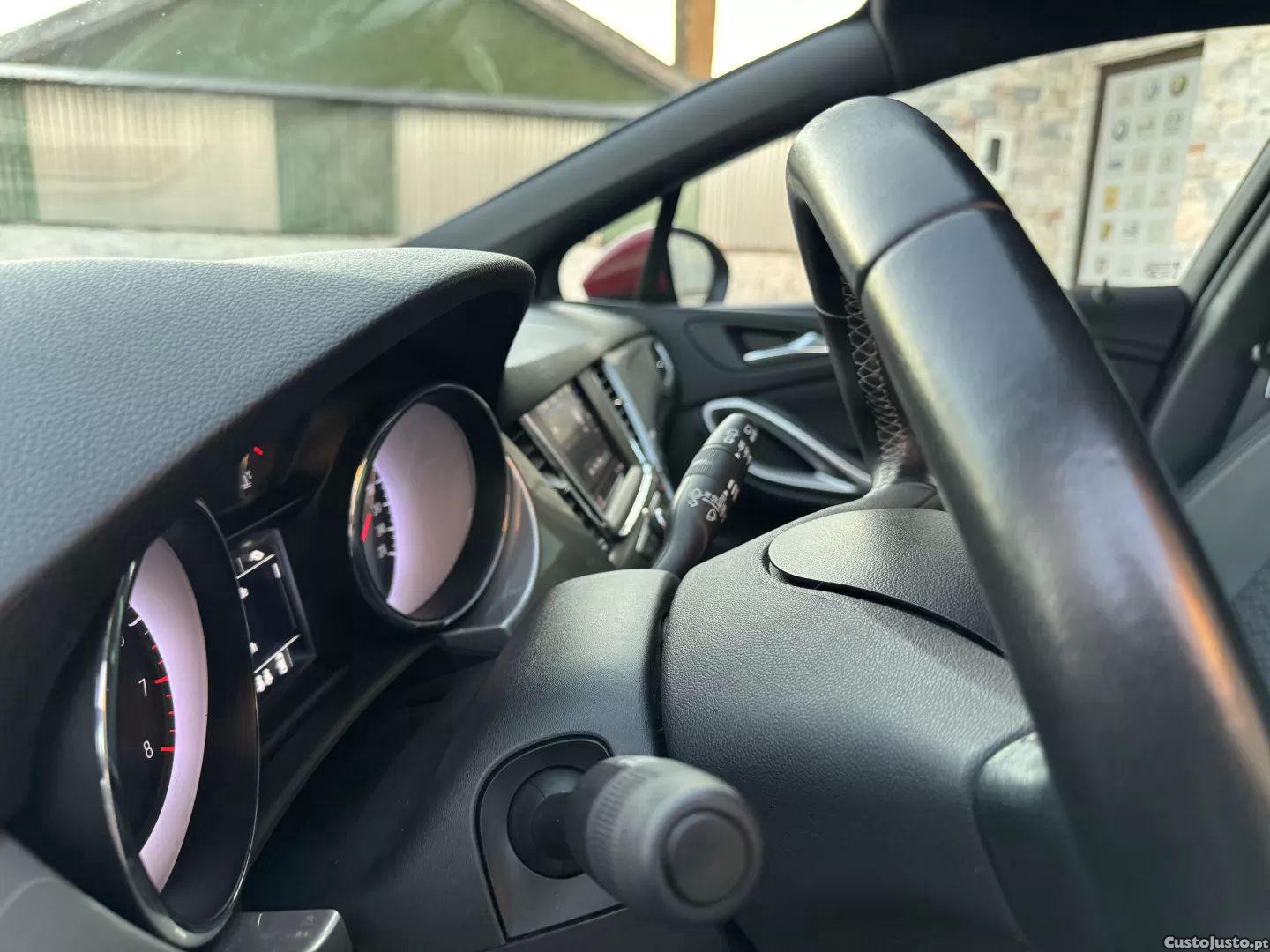 Opel Astra 1.2 t gs line — fotografia 6