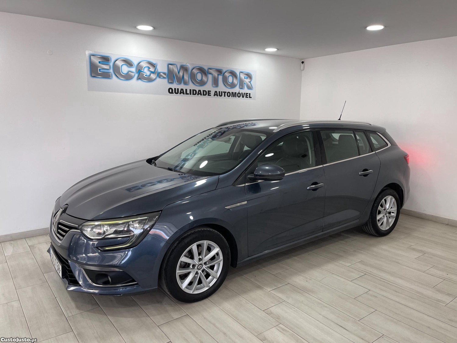 Renault Mégane Sport Tourer 1.6DCI Intens — fotografia 11
