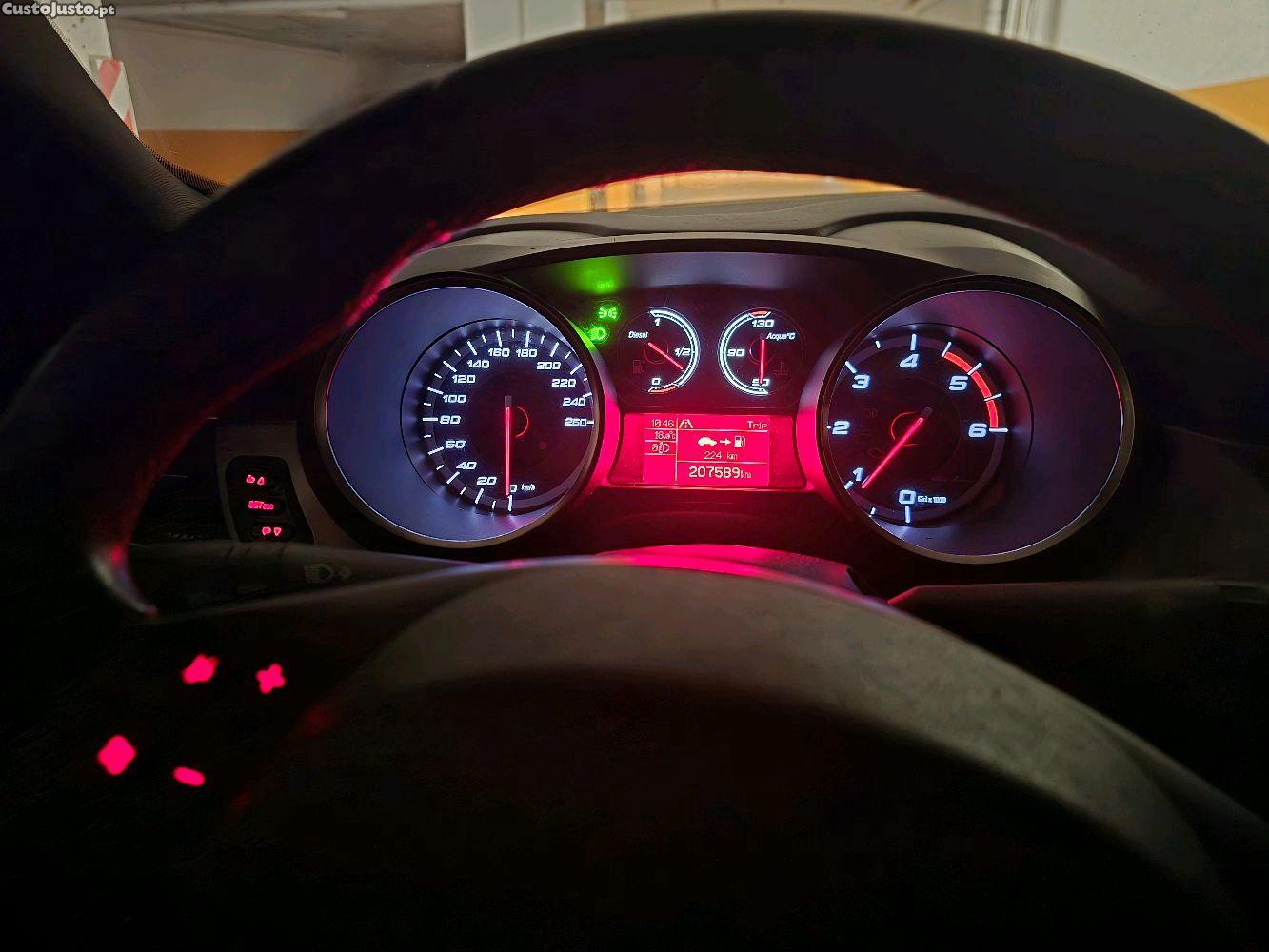 Alfa Romeo Giulietta Sport exclusive - 10 foto 4