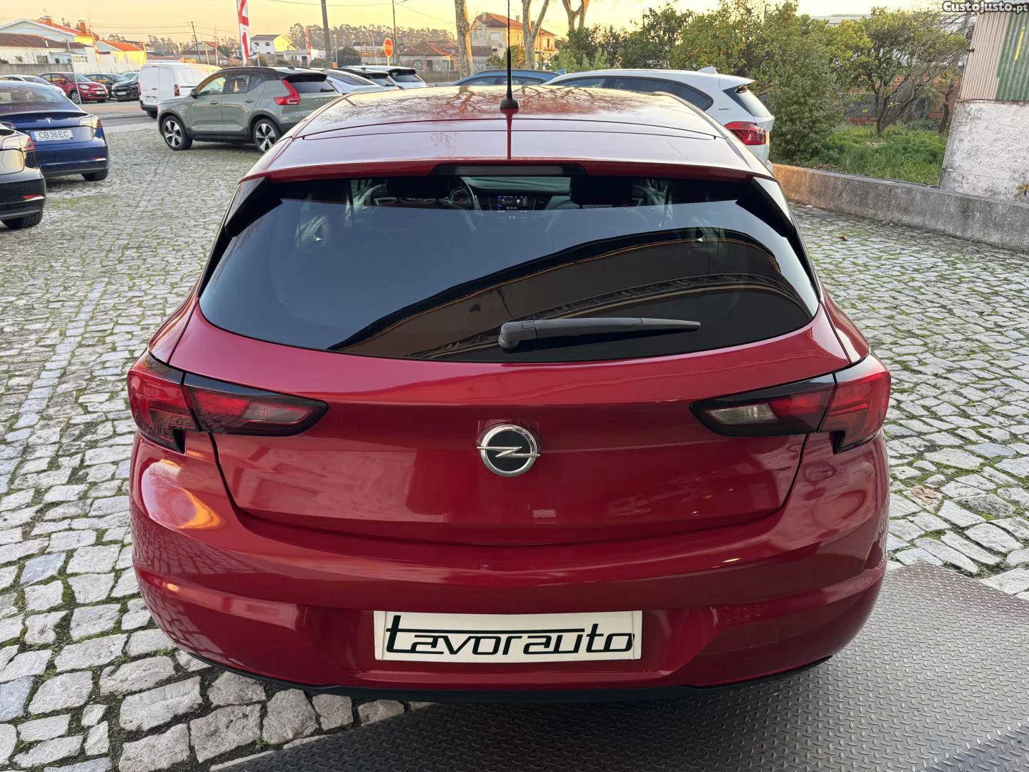 Opel Astra 1.2 t gs line — fotografia 26