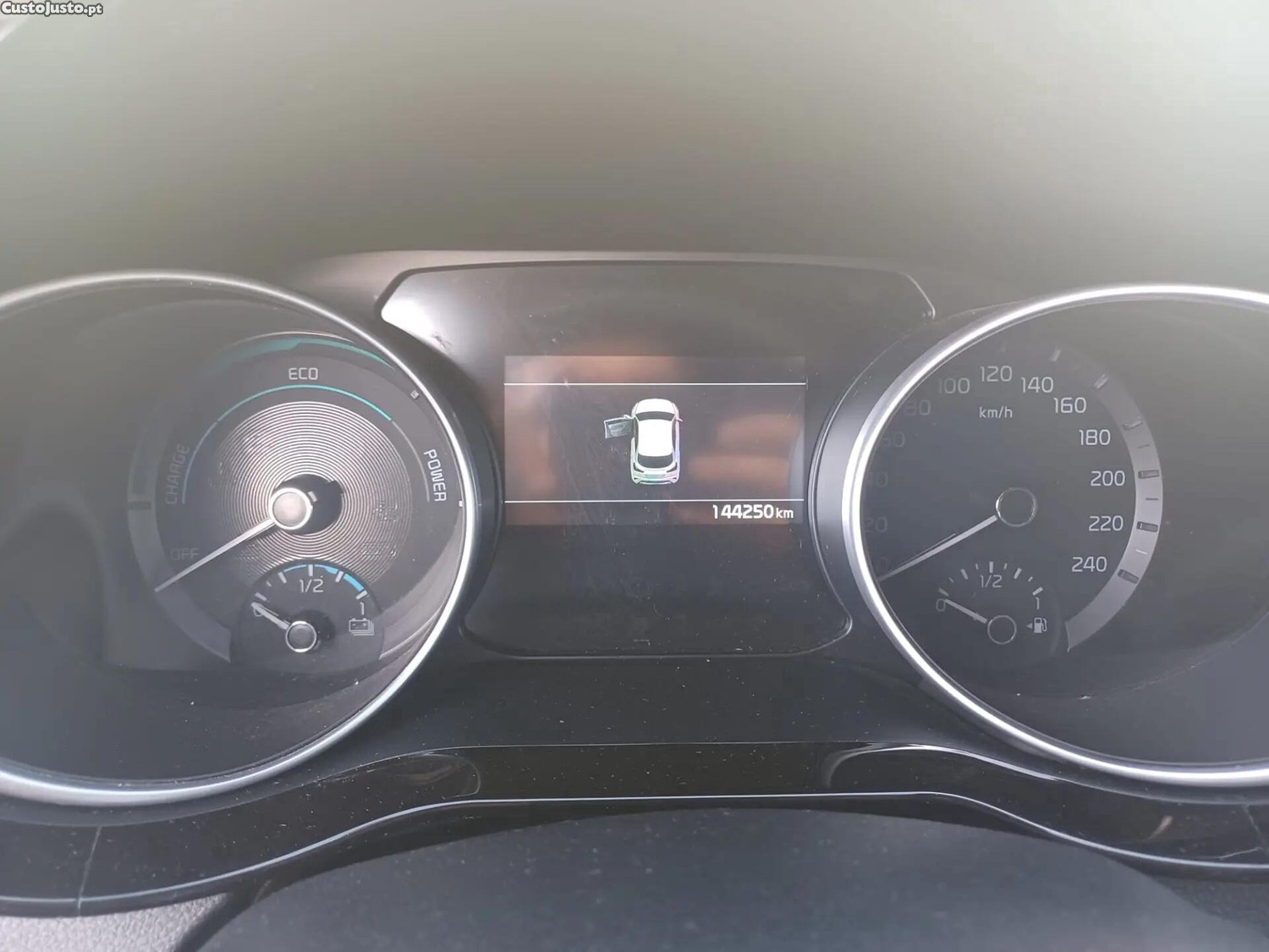 Kia XCeed 1.6 GDi PHEV Drive — fotografia 3