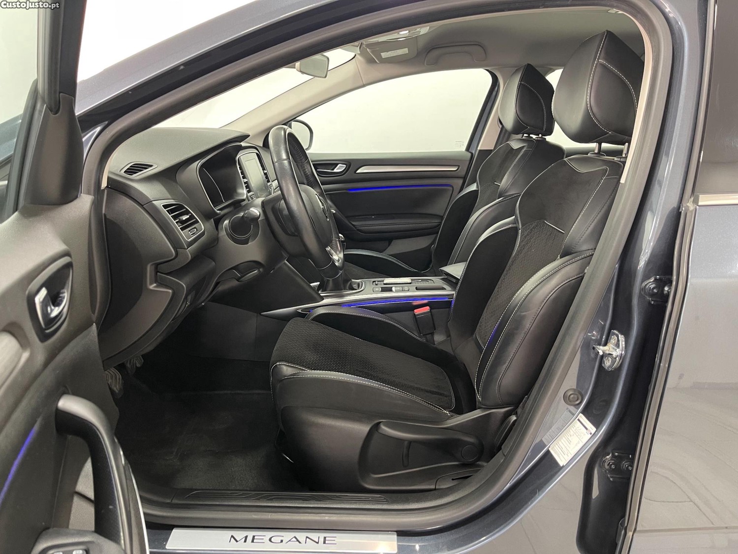 Renault Mégane Sport Tourer 1.6DCI Intens — fotografia 8