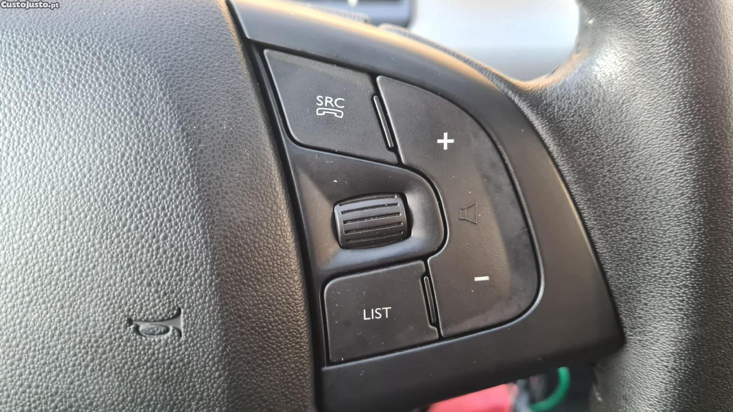 Citroën C4 Cactus 1.5 BlueHDi Feel — fotografia 15