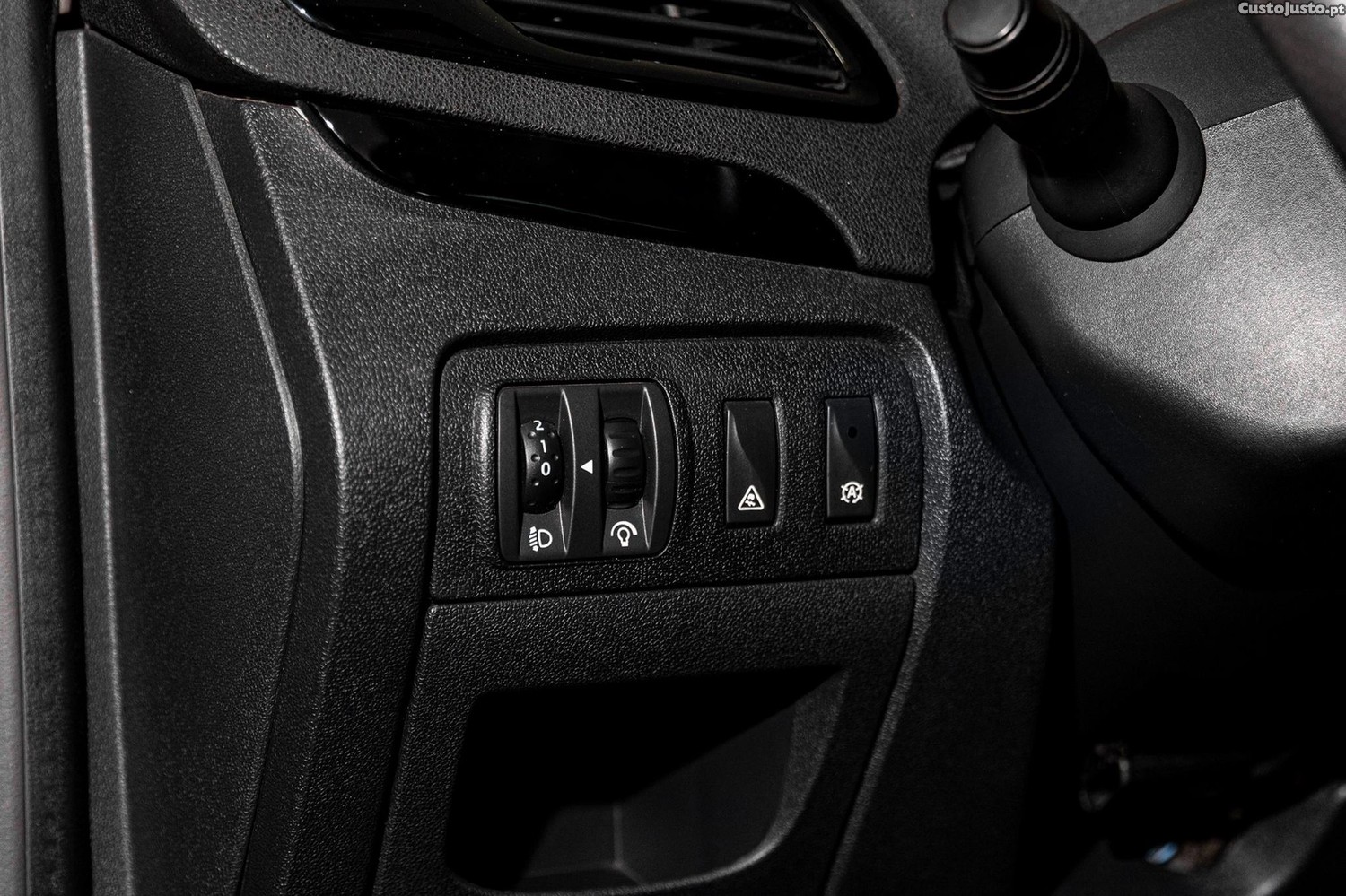 Renault Scénic 1.6 DCi Bose Edition — fotografia 4