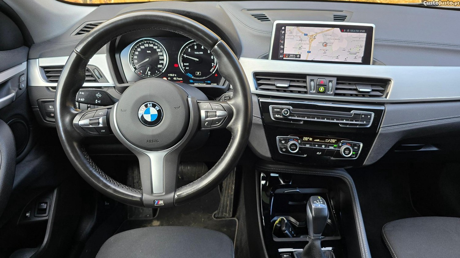 BMW X2 25 e xDrive Advantage — fotografia 17