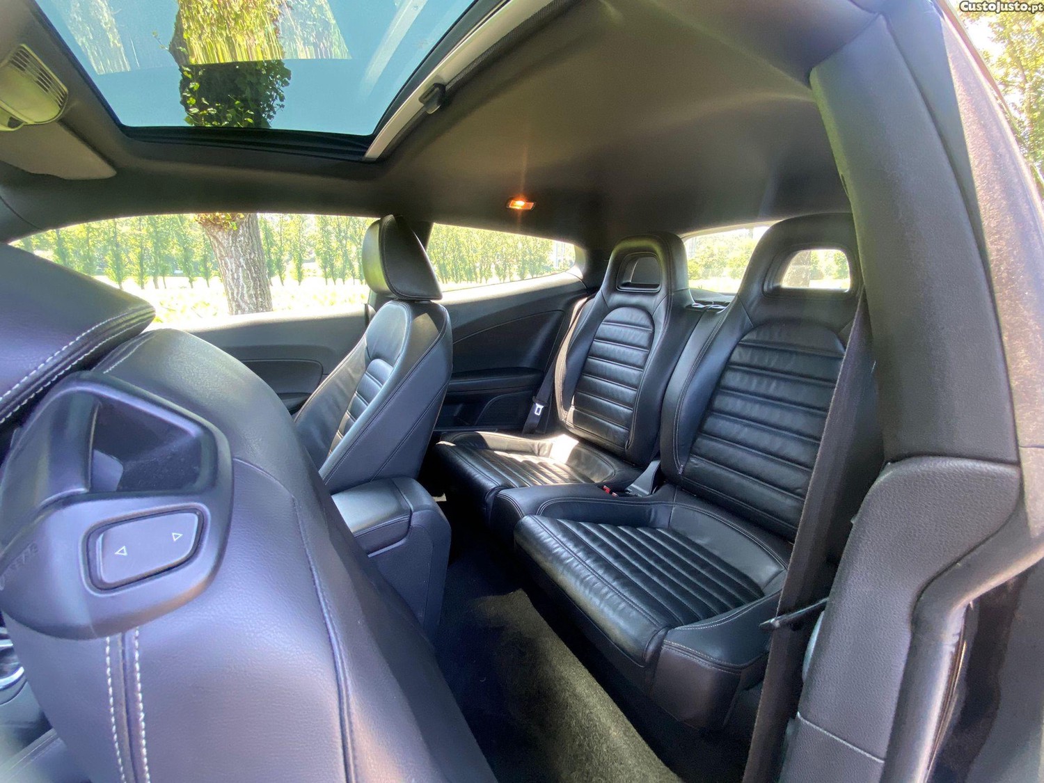 Volkswagen Scirocco 2.0 TSI DSG — fotografia 4