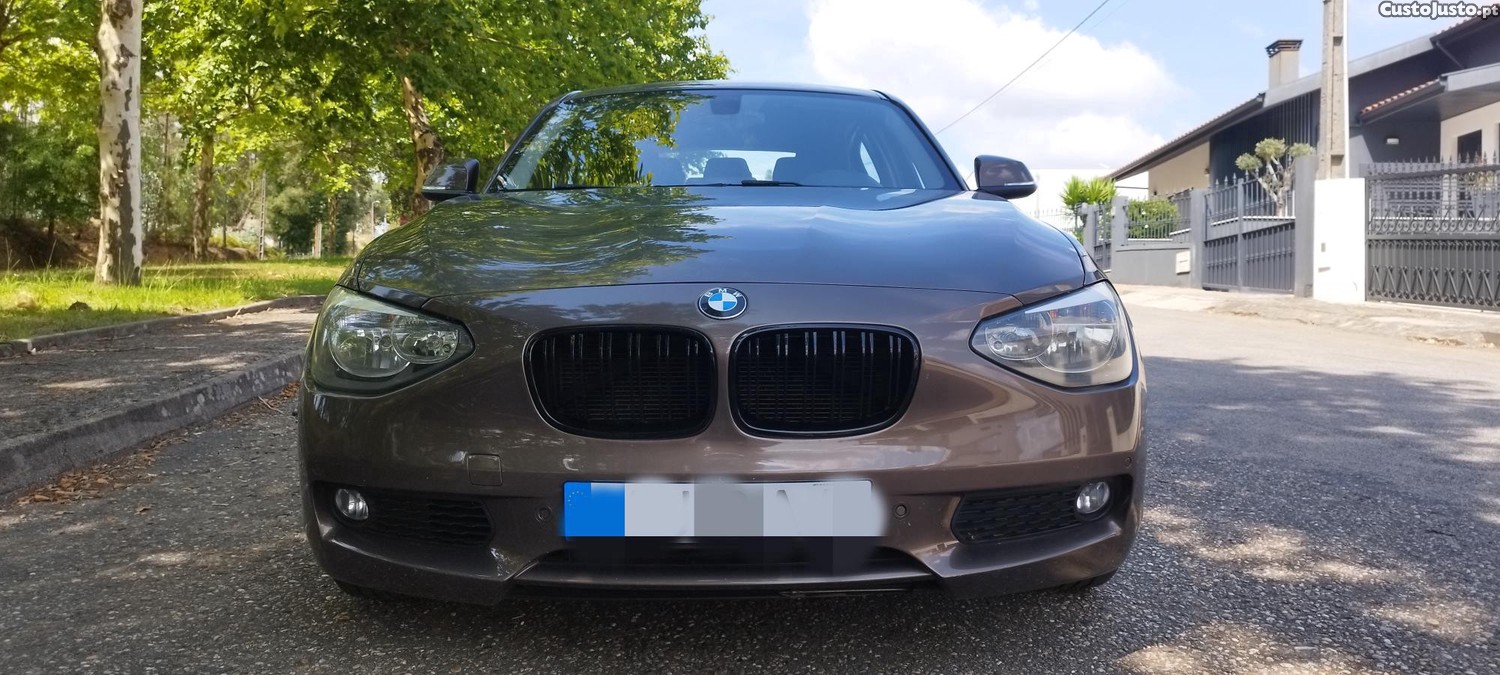 BMW 116 GPS; Bancos aquecidos; Bluetooth; Ar condicionado automático, Etc. — fotografia 3