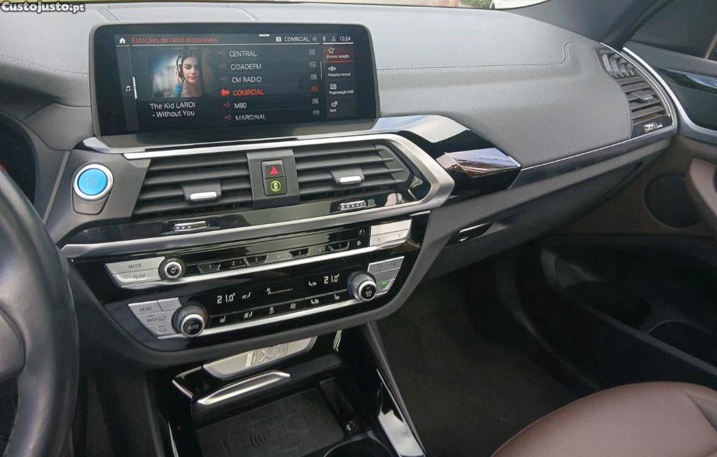 BMW iX3 INSPIRING 80Kwh (AUTO) — fotografia 4