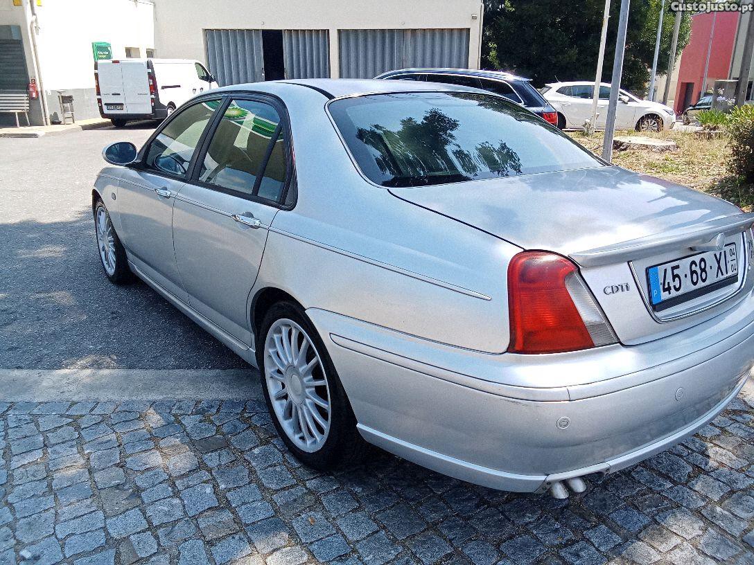 MG ZT 2.0cdti 131cv motor BMW — fotografia 7