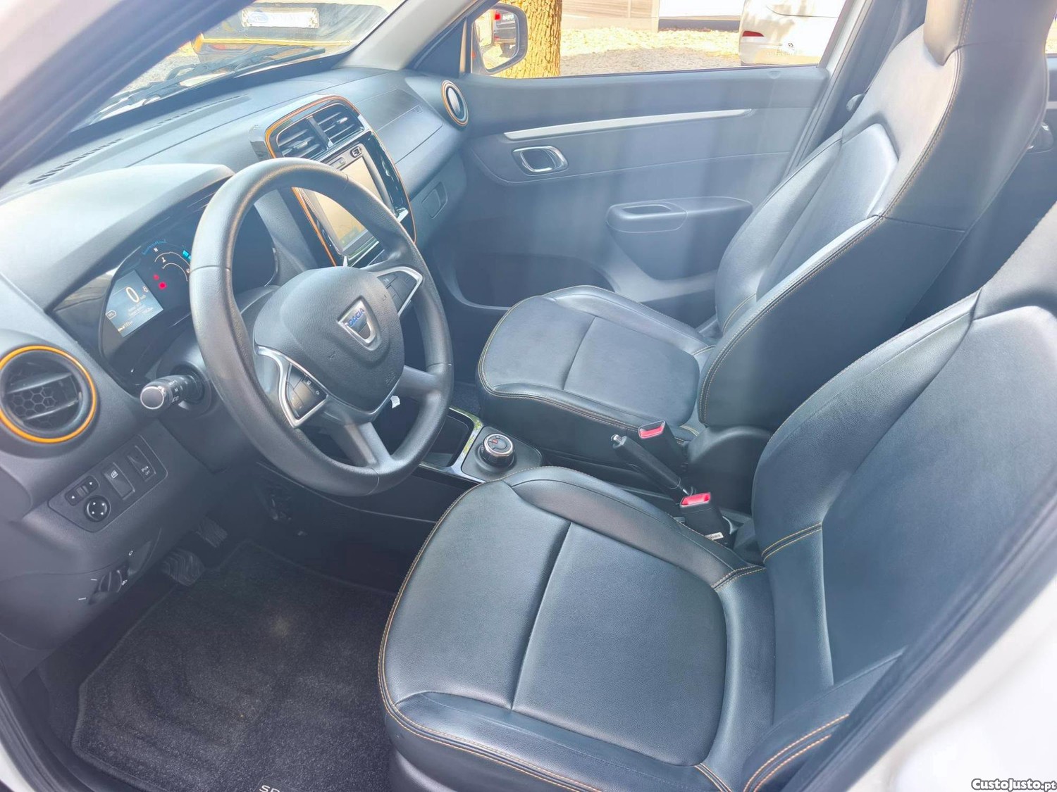 Dacia Spring Confort Plus — fotografia 6