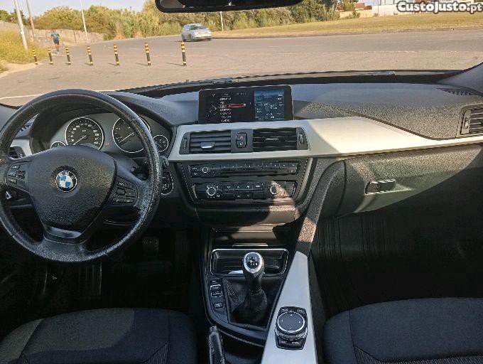 BMW 318 GT — fotografia 3