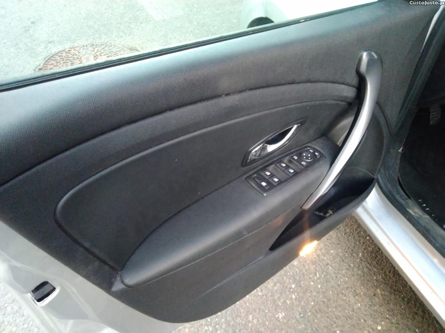 Renault Mégane 110cv — fotografia 3