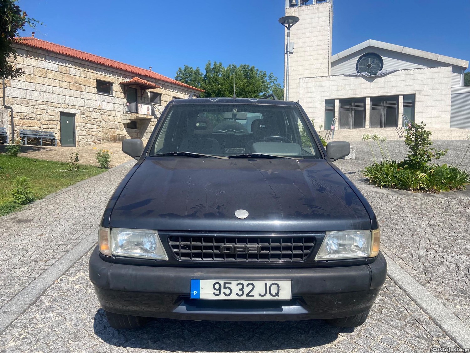 Opel Frontera 2.3 D 4x4 — fotografia 7