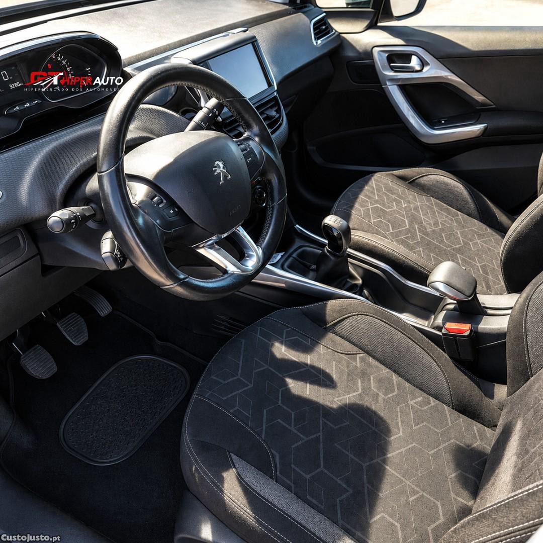 Peugeot 2008 1.6 BlueHDi Active — fotografia 8
