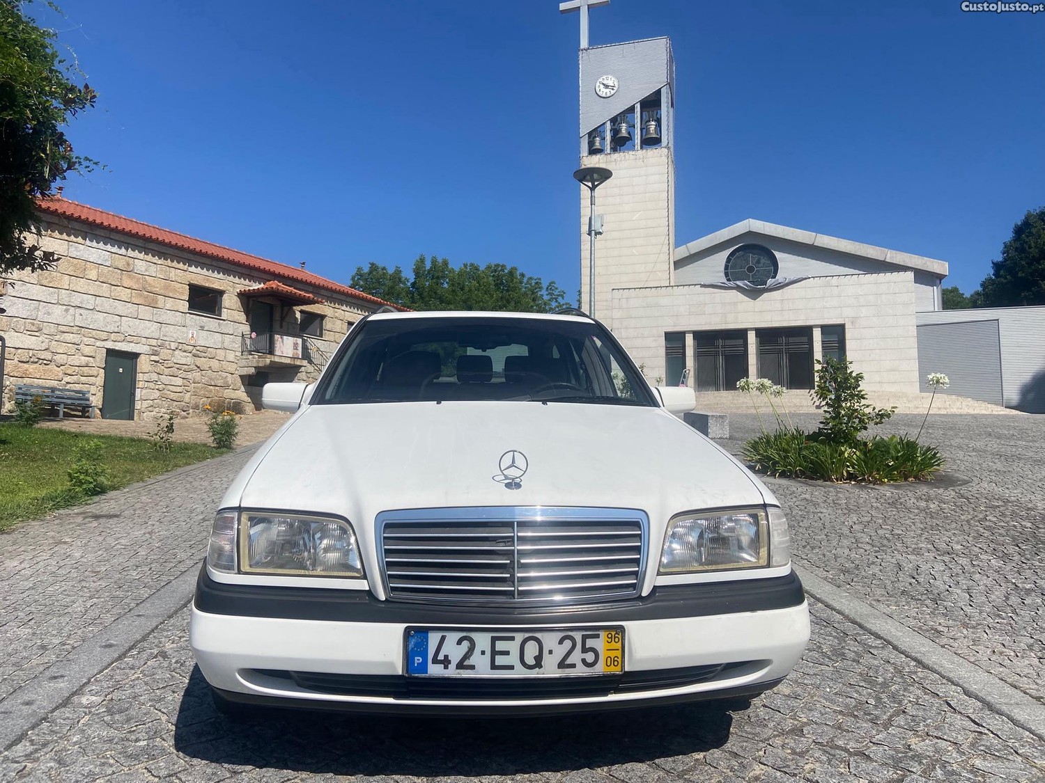 Mercedes-Benz C 220 Diesel — fotografia 8