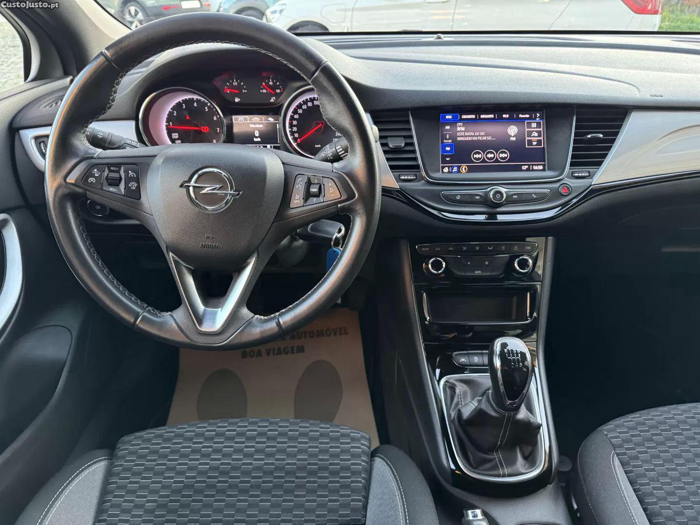 Opel Astra 1.2 t gs line — fotografia 25