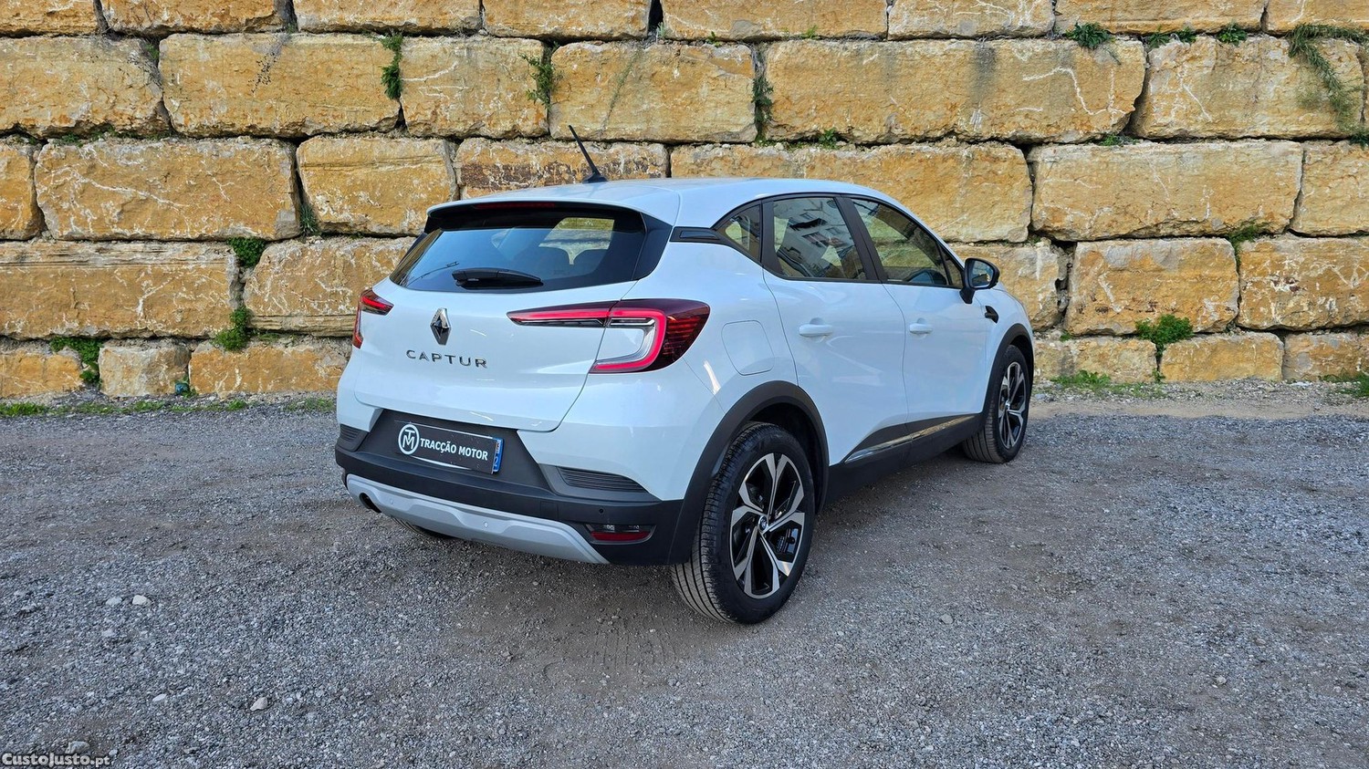 Renault Captur 1.5 BluedCi Intens - 21 — photo 2