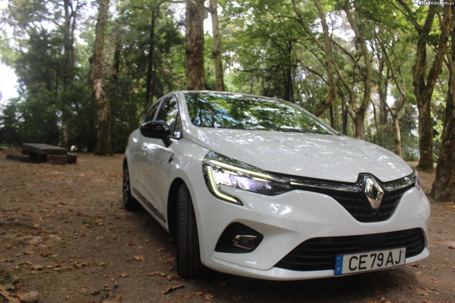 Renault Clio V Limited — fotografia 4