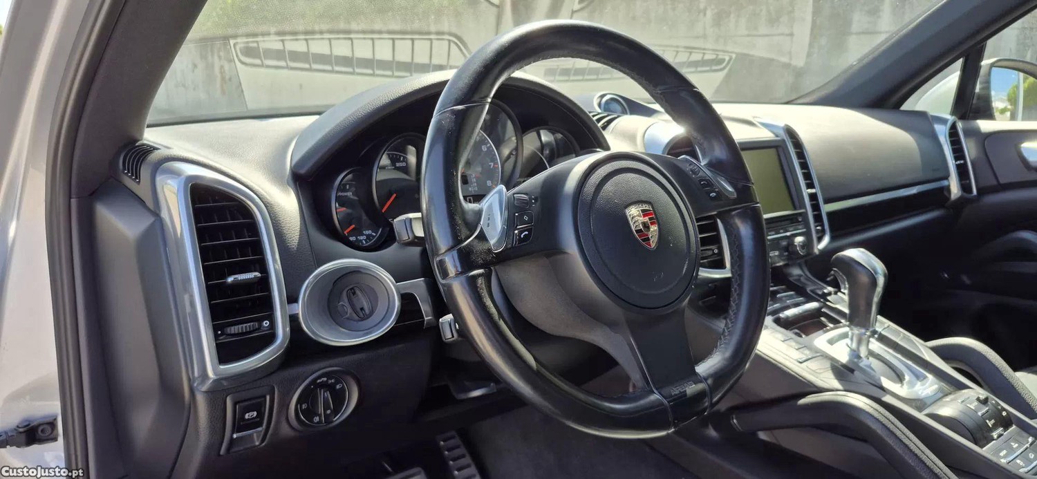 Porsche Cayenne S — fotografia 10