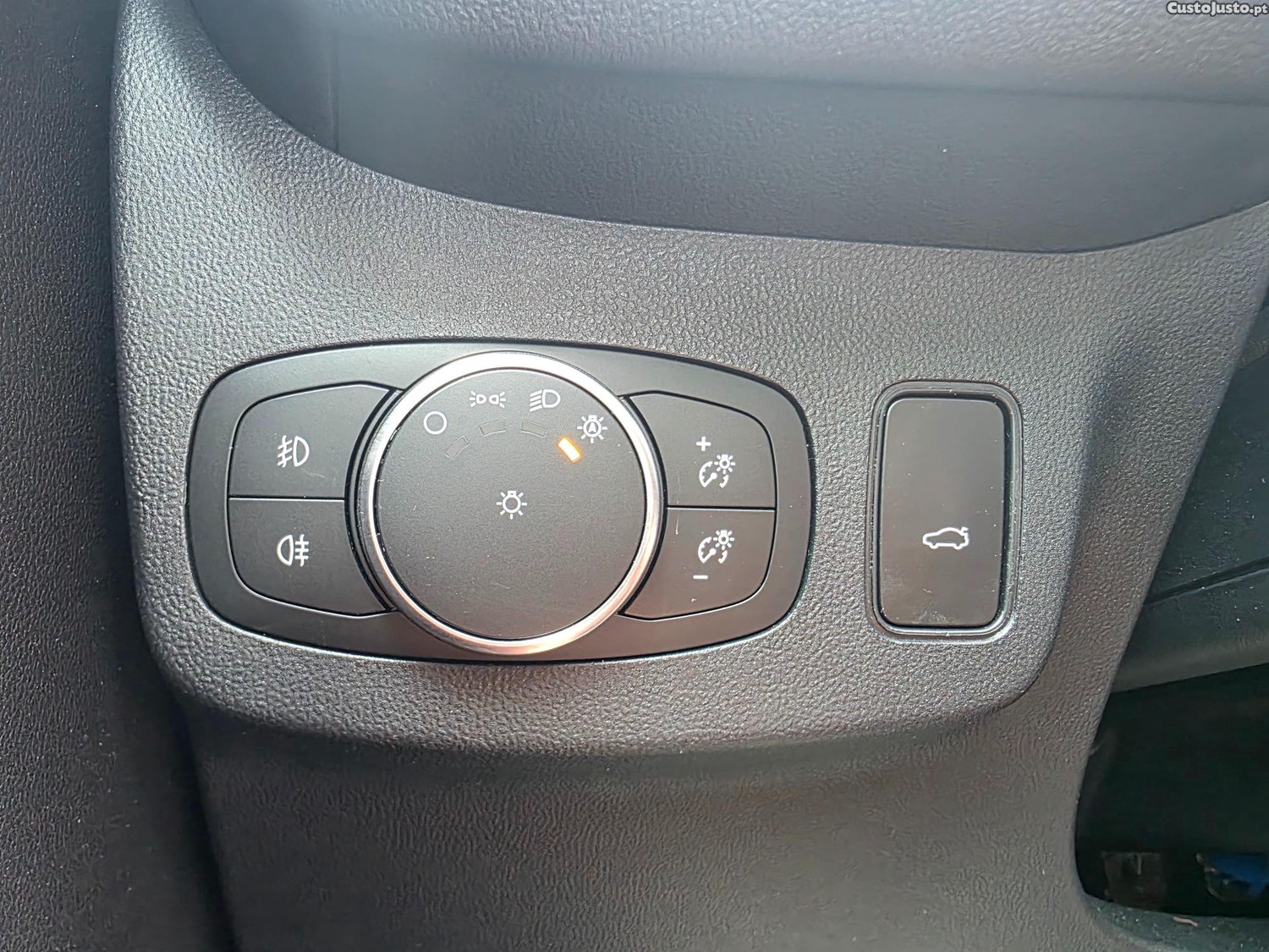 Ford Puma 1.0 ECOBOOST HYBRID ST-LINE 125CV — fotografia 11