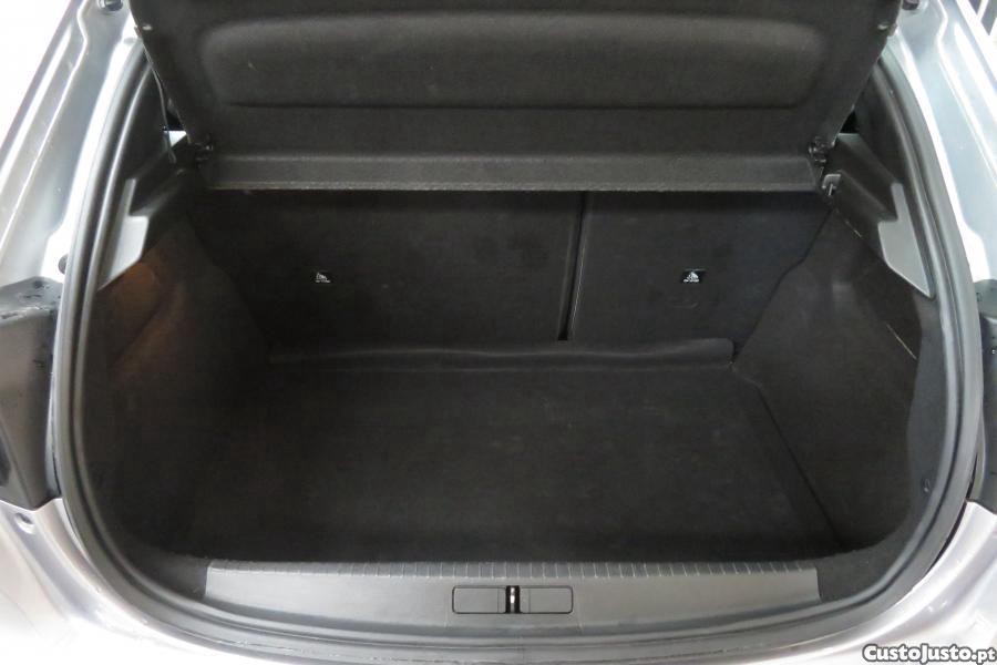 Peugeot 208 1.2 PureTech Active — fotografia 4