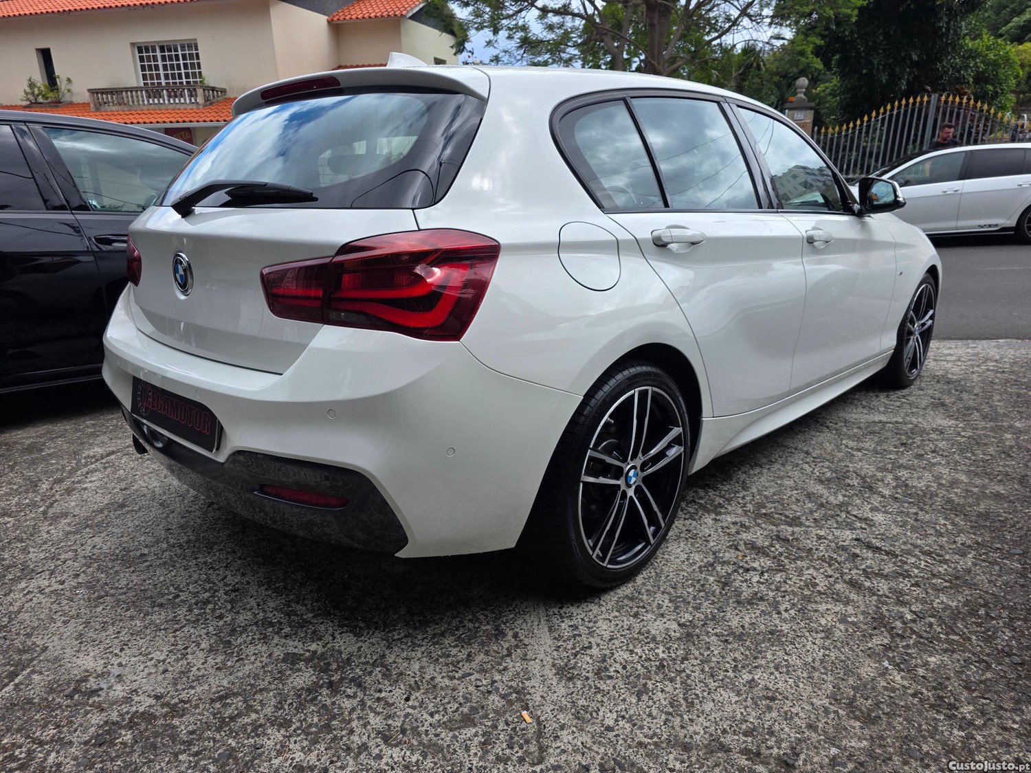 BMW 116 D PACK M SHADOW EDITION — fotografia 40