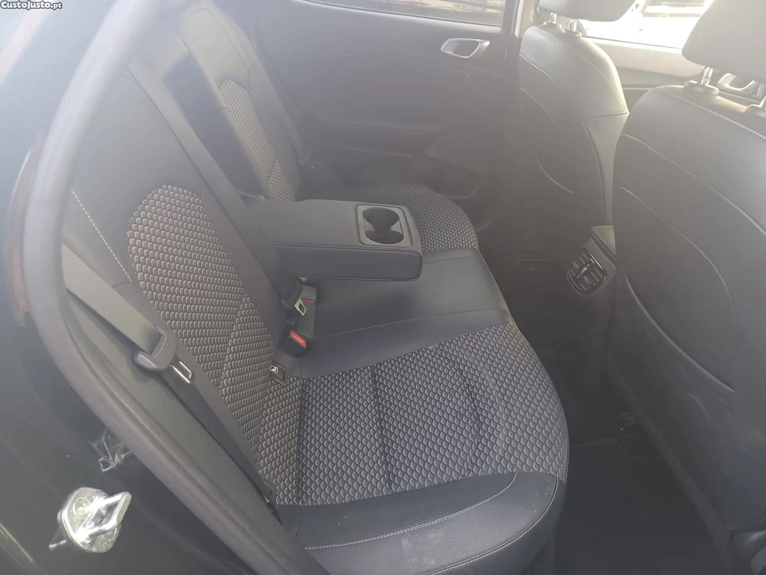 Kia XCeed 1.6 GDi PHEV Drive — fotografia 5