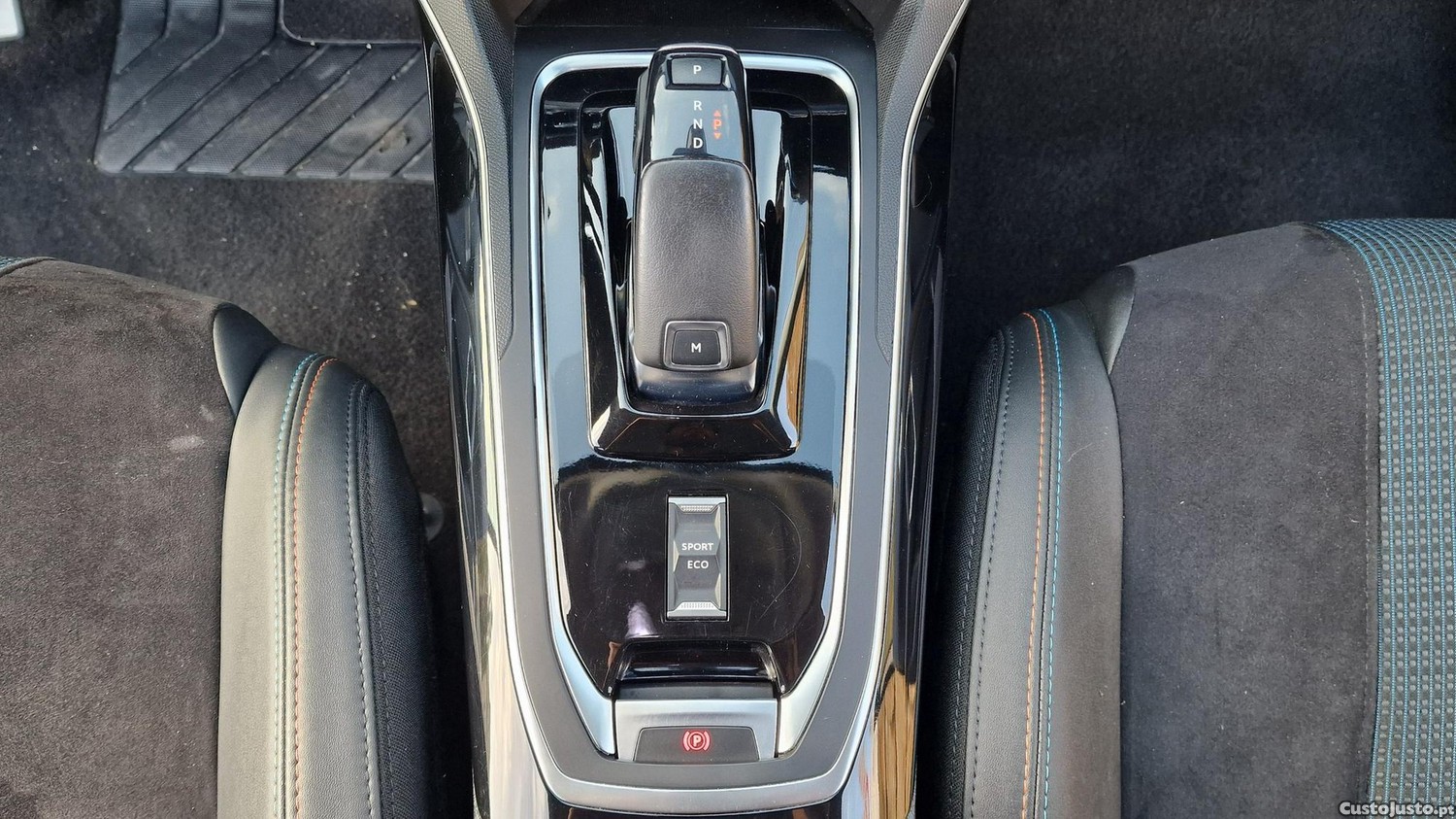 Peugeot 308 SW 1.5 BlueHDi Allure EAT8 — fotografia 6