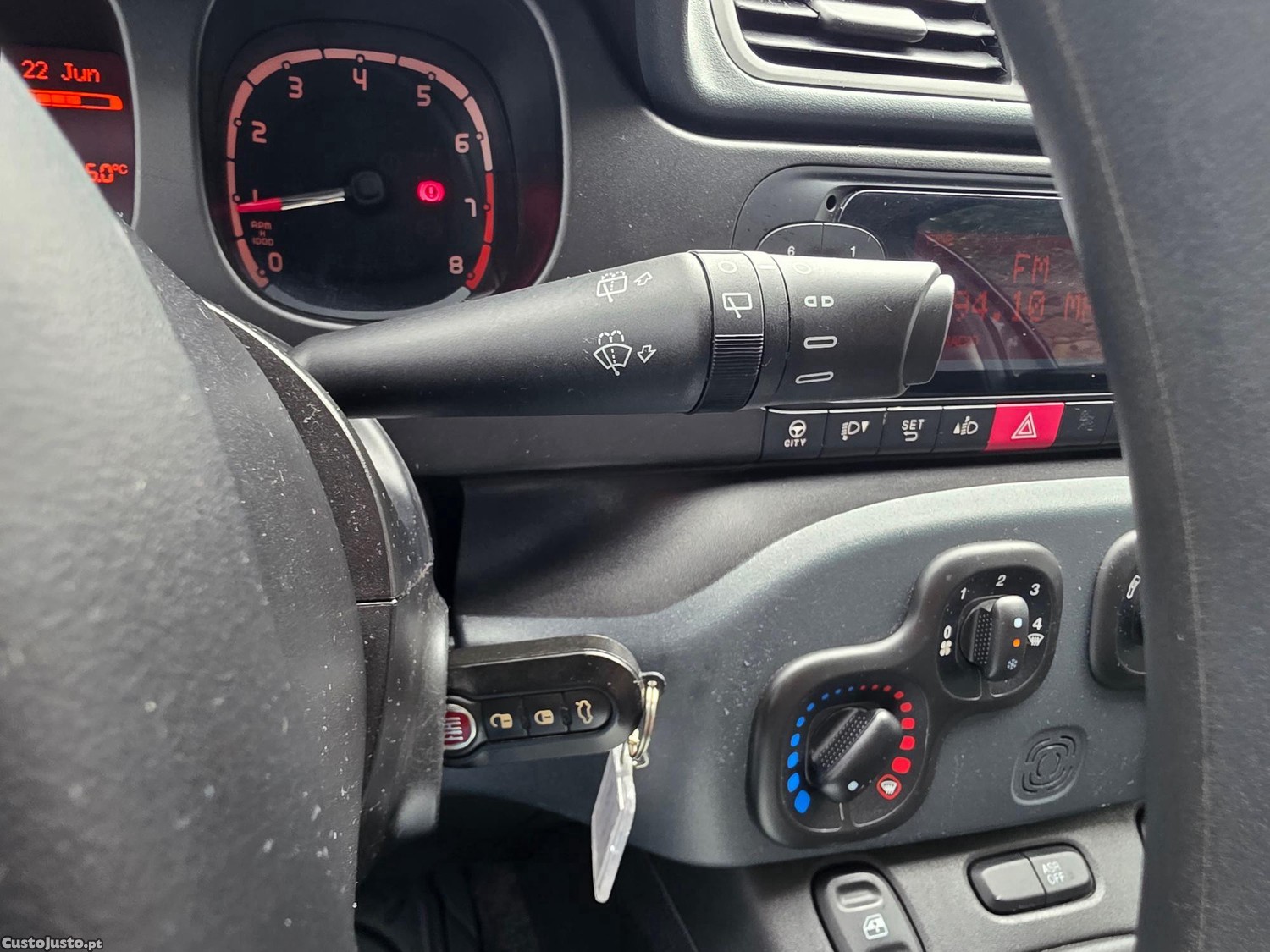 Fiat Panda 1.0 HYBRID CITY LIFE — fotografia 3