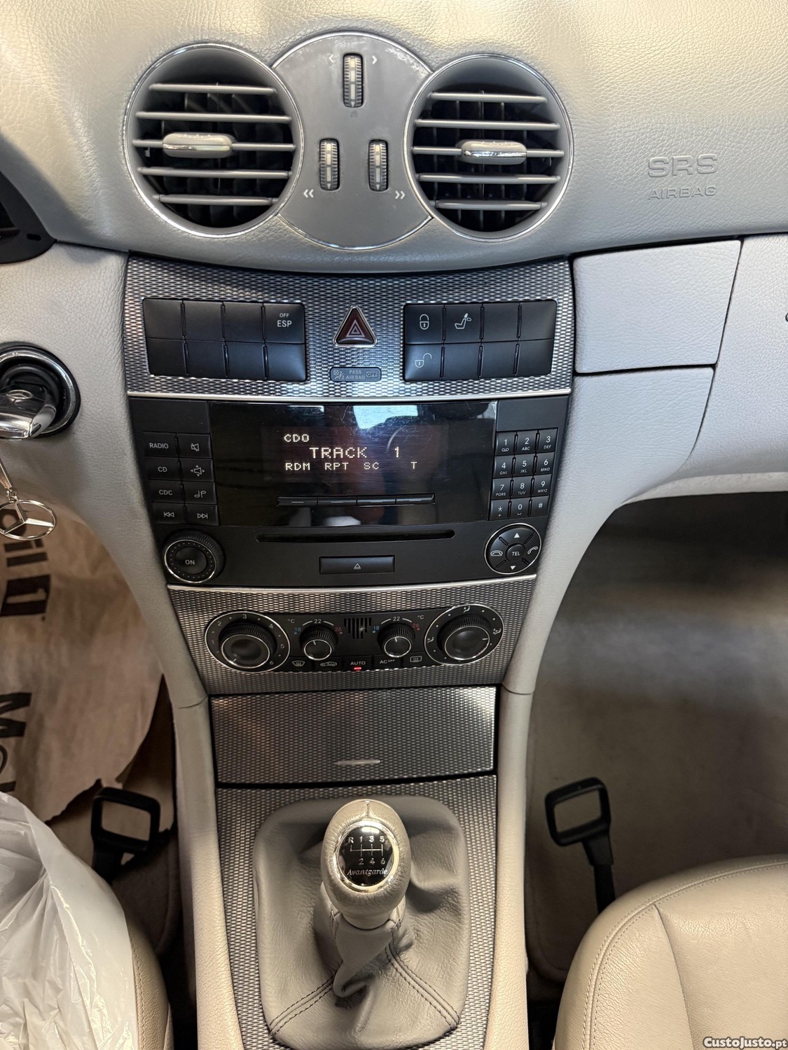 Mercedes-Benz Classe CLK Avangarde — fotografia 8