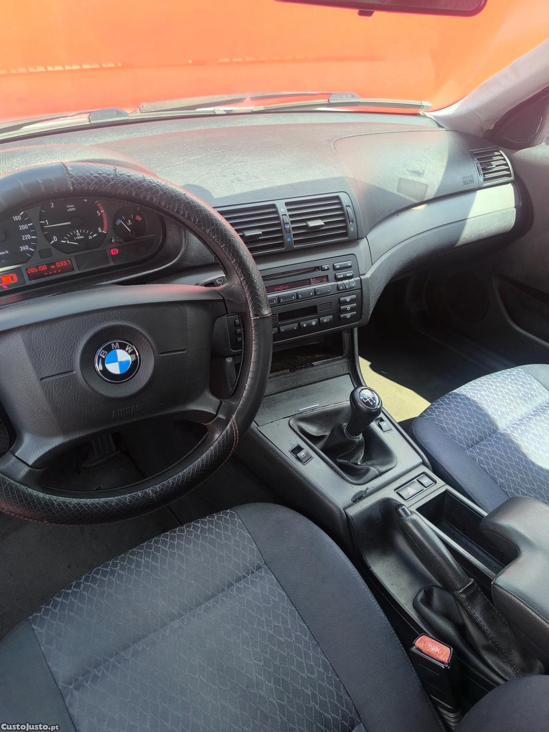 BMW 320 Compact — fotografia 5