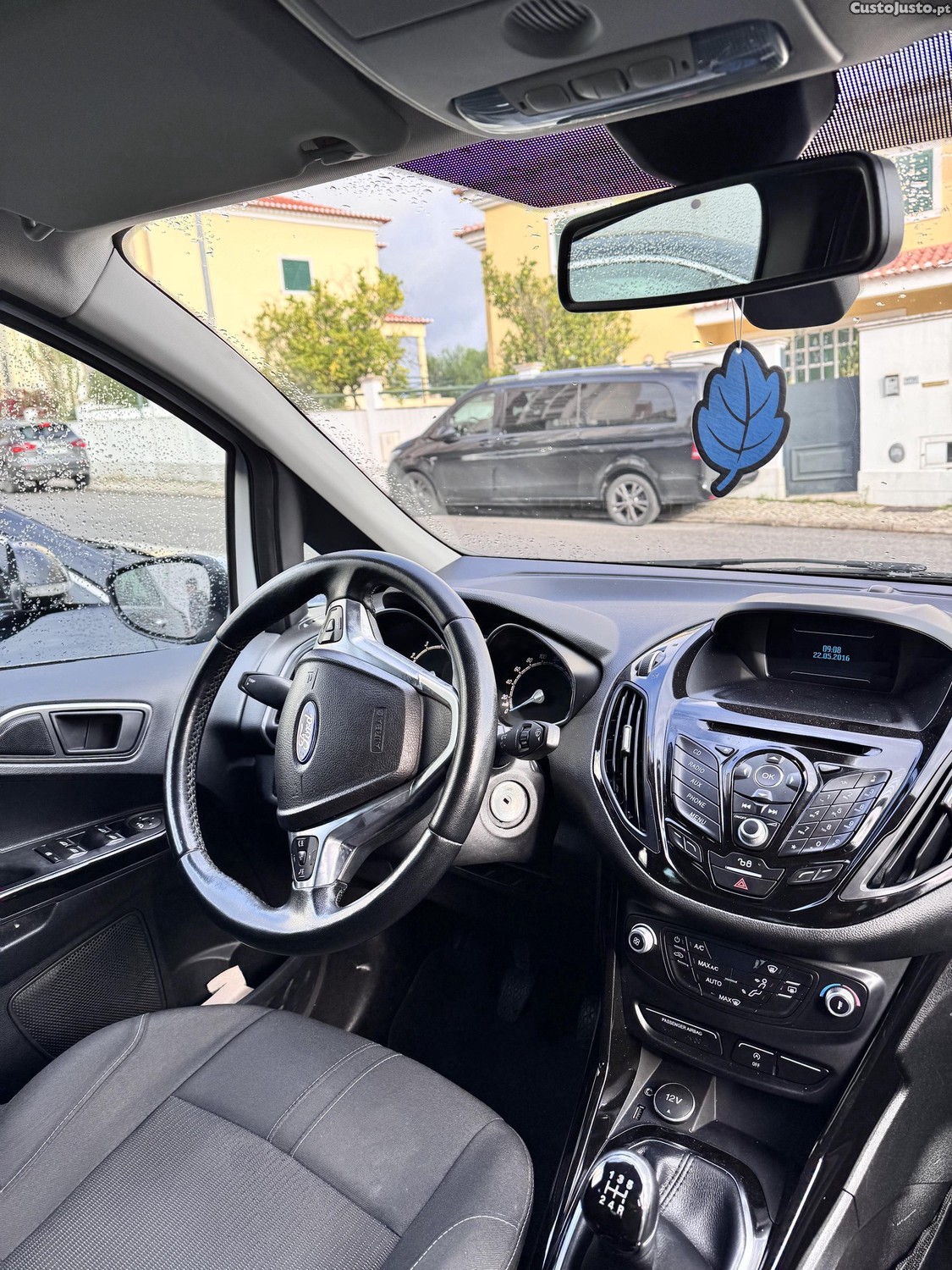 Ford B-Max 1.0 Titanium — photo 3