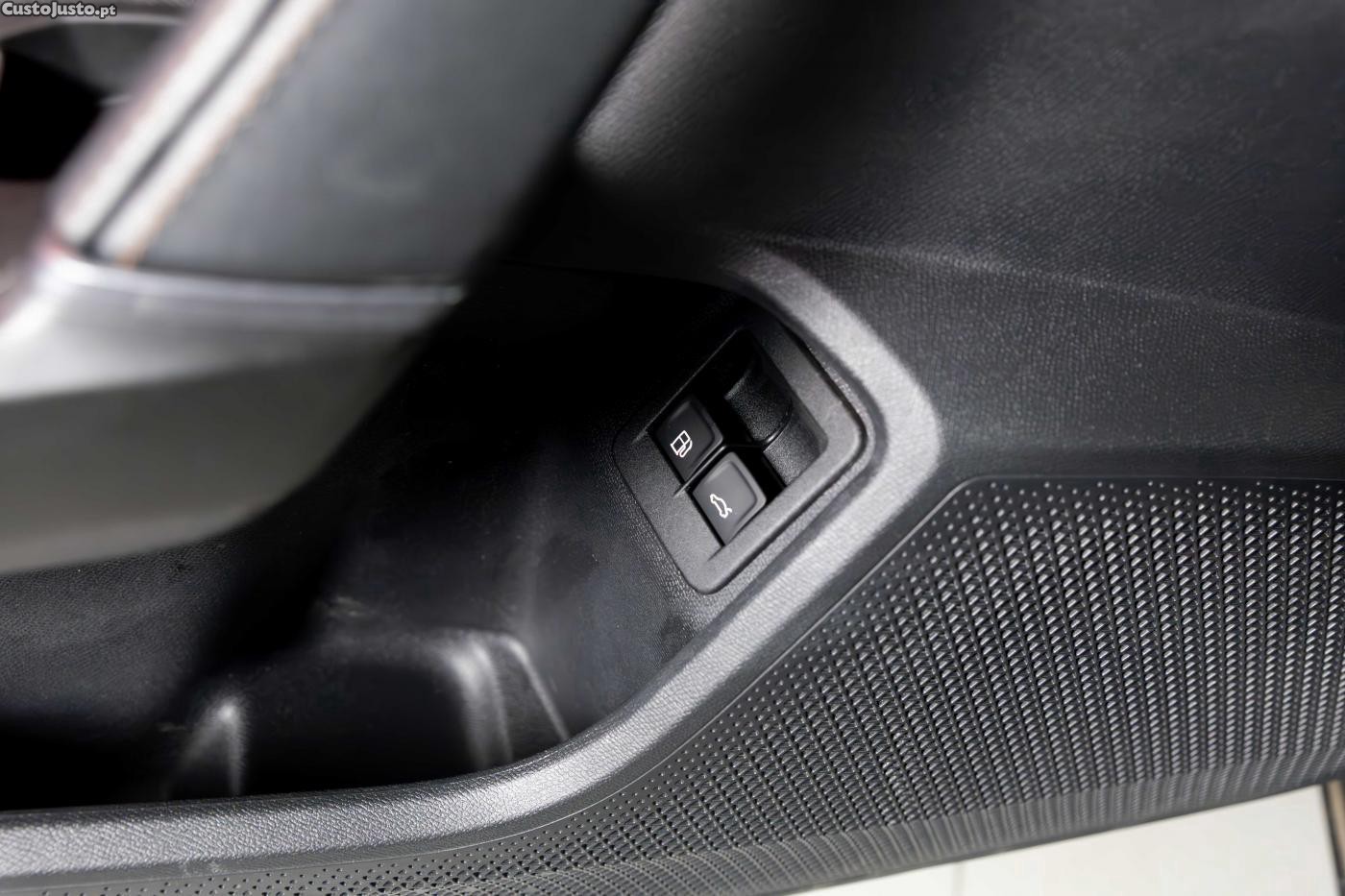 CUPRA Formentor 1.4 e-Hybrid DSG VZ — fotografia 5