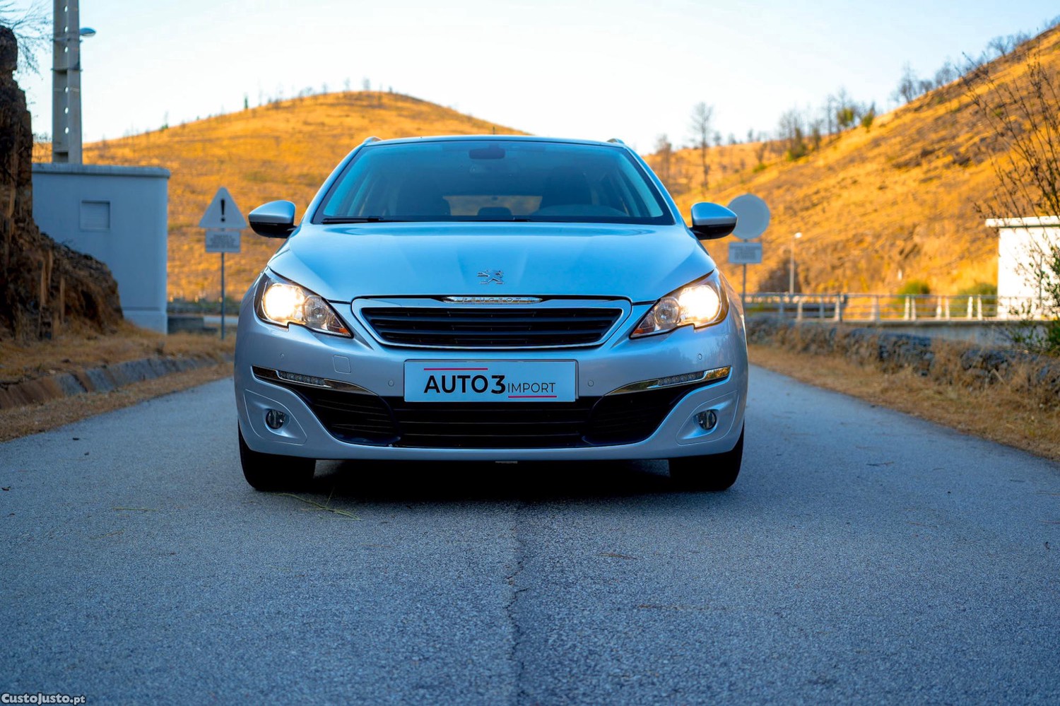 Peugeot 308 SW 1.6 BluHdi — fotografia 2