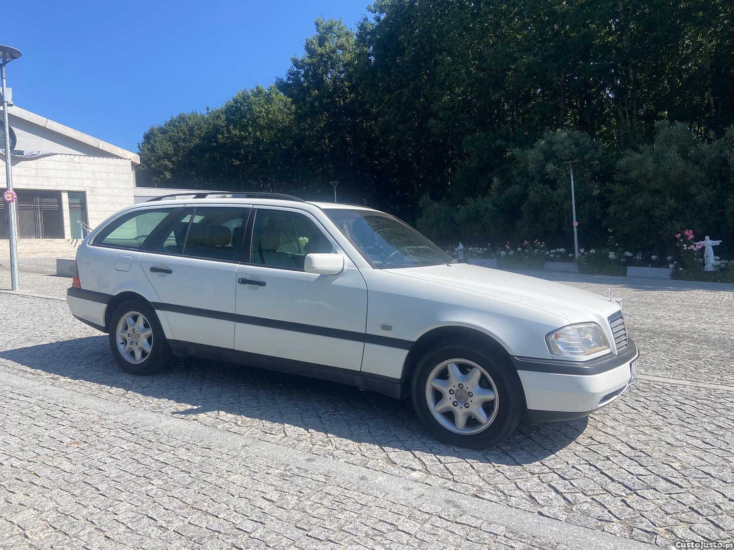 Mercedes-Benz C 220 Diesel — fotografia 11
