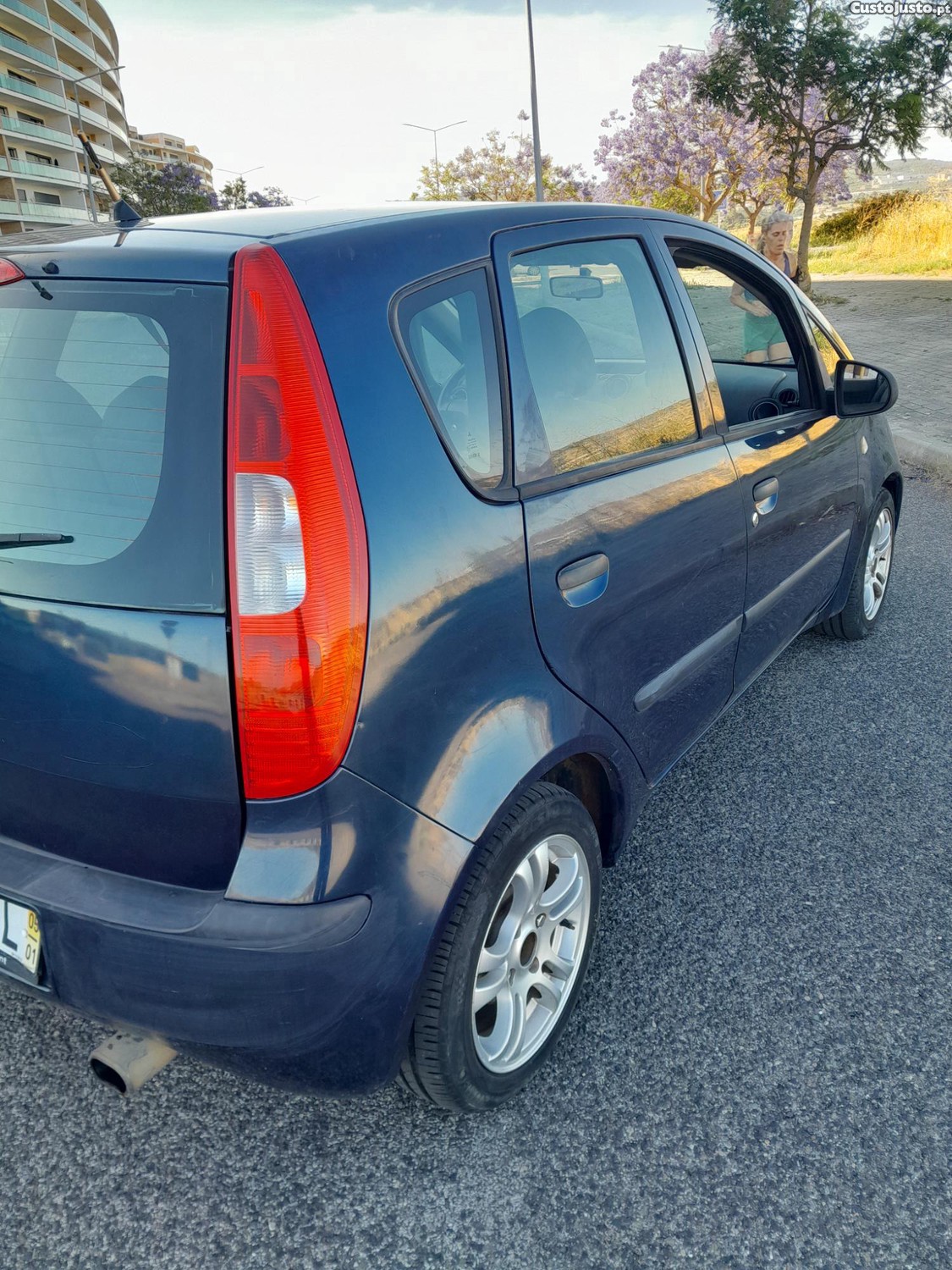 Mitsubishi Colt 1.1 — fotografia 4
