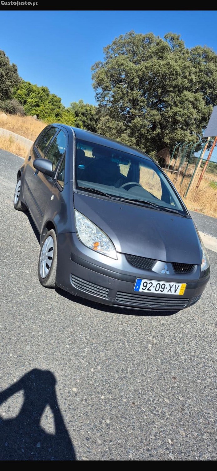 Mitsubishi Colt 1.3 i — fotografia 7