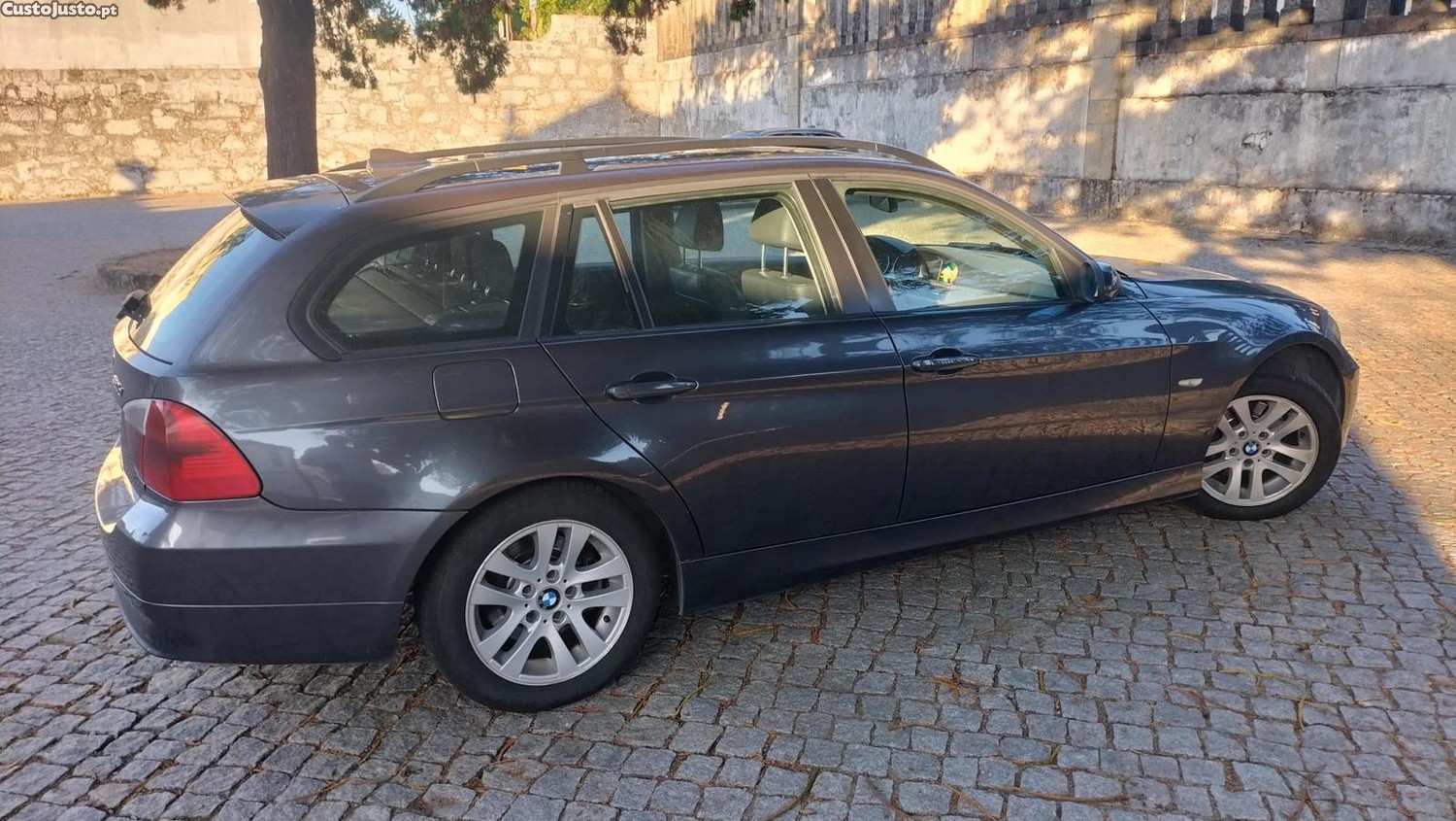 BMW 320 d Touring — fotografia 2
