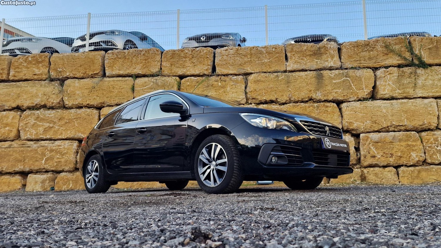 Peugeot 308 SW 1.5 BlueHDi Allure EAT8 — fotografia 27