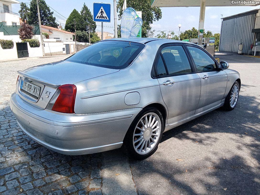 MG ZT 2.0cdti 131cv motor BMW — fotografia 5