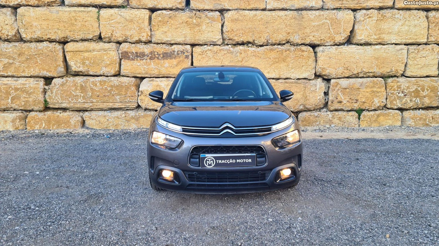 Citroën C4 Cactus 1.5 BlueHDi Feel — fotografia 26