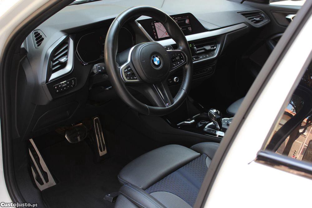 BMW 116 d Pack Desportivo M Auto — fotografia 6
