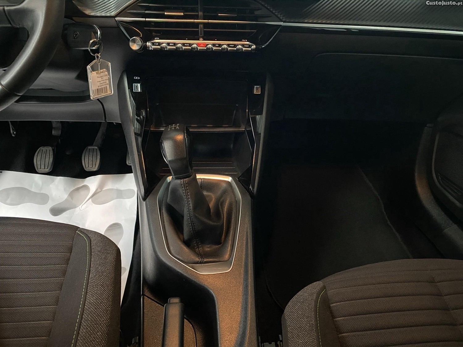 Peugeot 208 1.2 PureTech Active — fotografia 9
