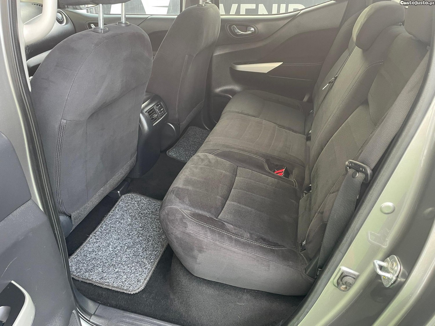 Nissan Navara 2.3 dCi CD 4WD Acenta — fotografia 10