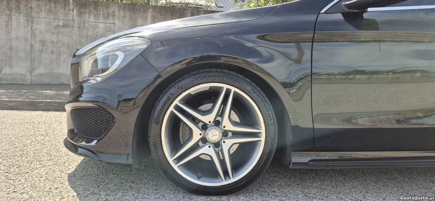Mercedes-Benz CLA 200 D shooting brake amg line — fotografia 15