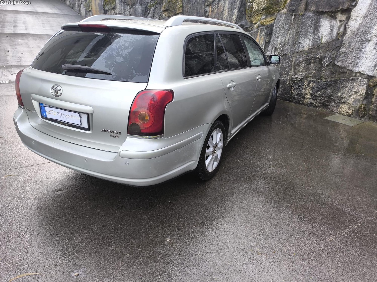 Toyota Avensis 2.0D4D SW T25 116CV — fotografia 11