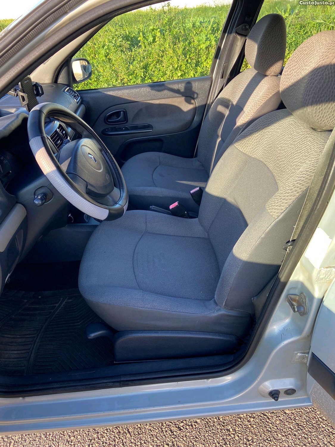Renault Clio 1.2 — fotografia 8